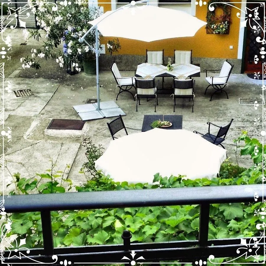 Konukevi Grinzinger Gartenidylle Otel Viyana