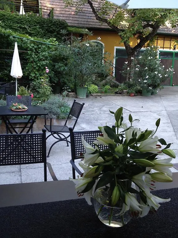 Grinzinger Gartenidylle Guest House Vienna