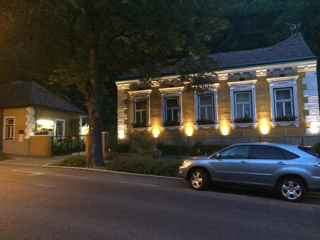 Grinzinger Gartenidylle Guest House Vienna