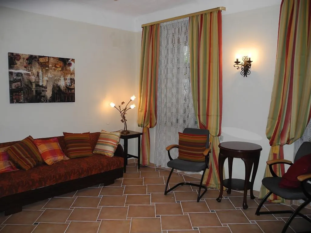 Grinzinger Gartenidylle Guest House Vienna Austria