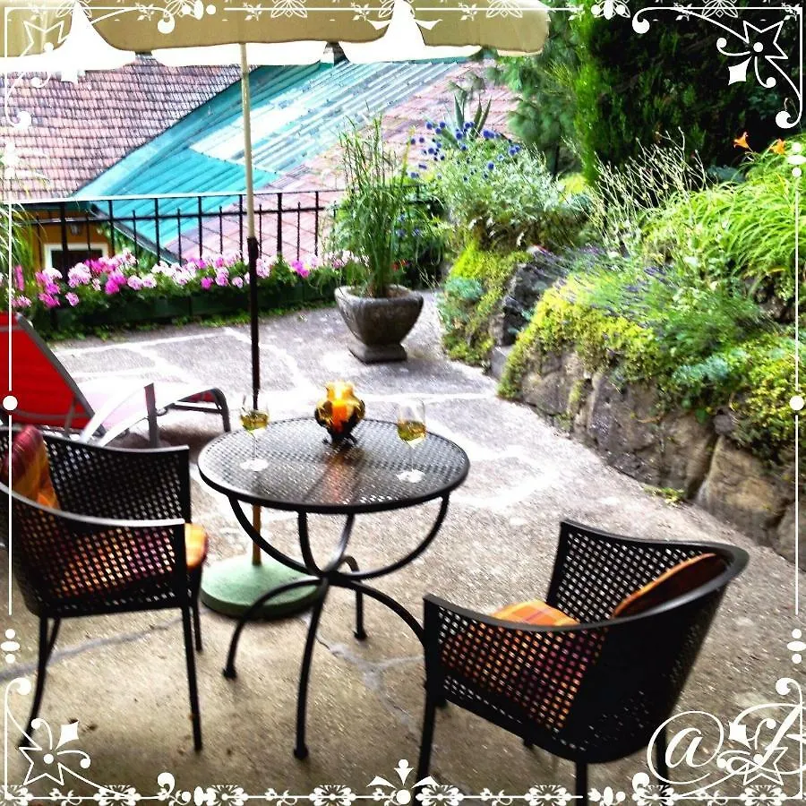 Grinzinger Gartenidylle Guest House Vienna